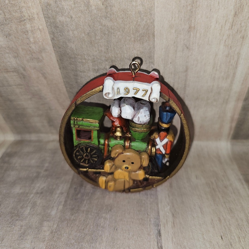 Vintage 1977 Hallmark Nostalgia Tree-Trimmer Ornament Train Teddy Bear Soldier - Picture 5 of 6